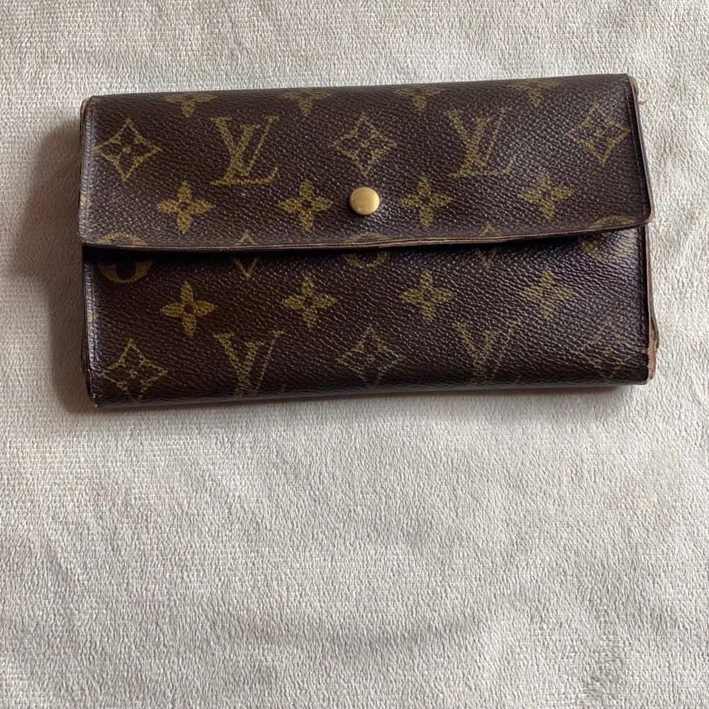 Louis Vuitton Monogram Porte Tresor International Wallet